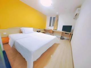 7 Days Inn Chengdu Wuda Garden Longzhuayan Metro Station - 9