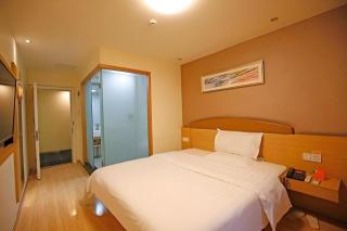 7 Days Inn Chengdu Wuda Garden Longzhuayan Metro Station - 7