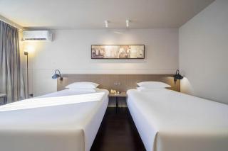 Jinjiang Inn Select Zhenjiang Wanda Plaza Xijindu - 4