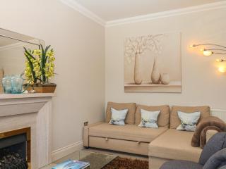 1 Embankment House - 6