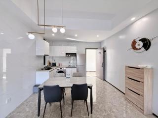 Grandeur Properties - 6