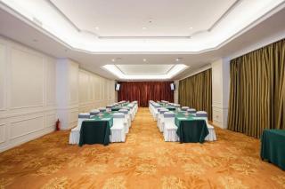 Vienna International Hotel (Sanya High-speed Railway Station) - 7