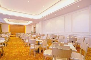 Vienna International Hotel (Sanya High-speed Railway Station) - 6