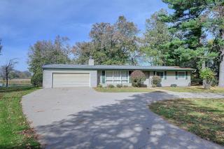 Waterfront Petenwell Lake Home w/ Private Dock -  - 9