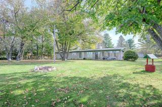 Waterfront Petenwell Lake Home w/ Private Dock -  - 5