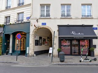 Private en-suite room in the heart of Le Sablon - 3