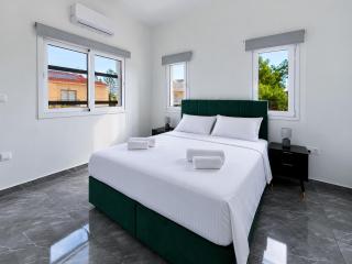 STAY Livadia Suite - 9