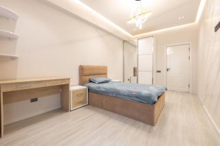 Light Spacious 3Room Apartment at Akay City - 9