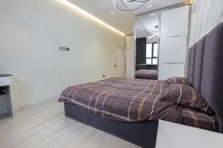 Light Spacious 3Room Apartment at Akay City - 6