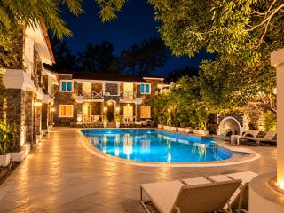 The Tamarind Hotel - A Boutique Heritage Stay, Anjuna - Goa - 1