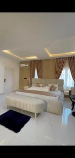 Stephaniesluxuryapartment - 0