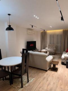 Spacious 3BR in Madinaty B1 - 8