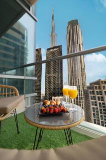 Beautiful 2 BR Apartment next to Opera I Burj View - Dubai - 0