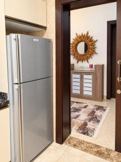 Chic Stays 90 Avenue 3BR Pool View Access - 6