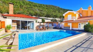 Holiday Home Nika-Wellness & Spa by Villas Guide - 0