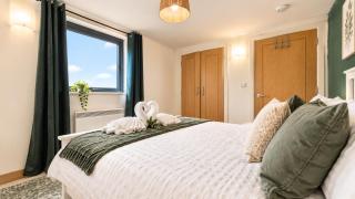 The Emerald Haven Retreat - Leeds - 3