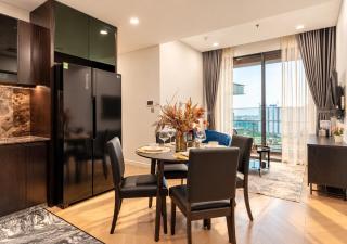 Luxury Apartment Riverside - Metro & Thao Dien View - 2