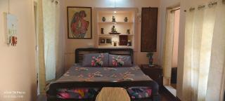 Gupta Kuthi Peaceful Ballygunge Home with Terrace - 3