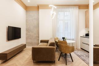 Riga Luxury Retreat, Brand-New 1BR - 9