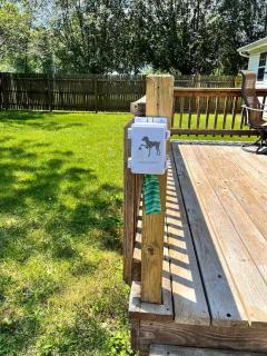 Hometown Haven Belle Backyard Retreat Firepit, 3BR - 6
