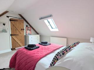 Apple Cottage - 2