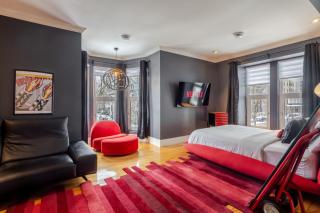 Downtown Retreat with Modern Comfort - 8