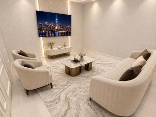 OLX Triumph 2 bedroom Apartment - 0