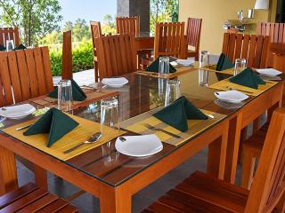 Elephant Safari Hotel - 7