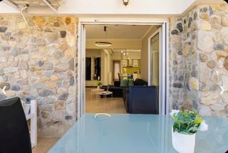 House Lux Loft - Spacious Stay in Thessaloniki - 9