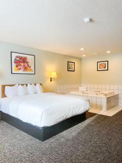 Prairie Ridge Inn - 9