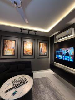 Signature Apartments - 3