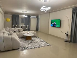 Restful & Spacious Haven in the Heart of Smouha - 0