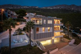 Villa Awesome with indoor pool gym & sea view - 8