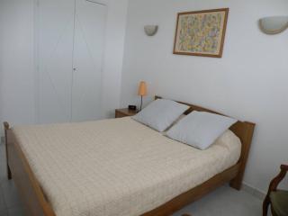 Lumineux T2 proche plage, commerces dans résidence avec ascenseur-5FL87 - 2
