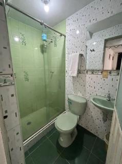 Habitación con baño privado cerca al aeropuerto - 3