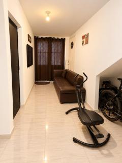 Habitación con baño privado cerca al aeropuerto - 2