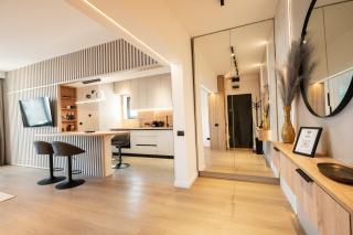 Parisian Design - Modern 2BR Flat - 8