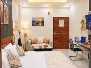 Raahi 39 Cozy Studio with Balcony - 0