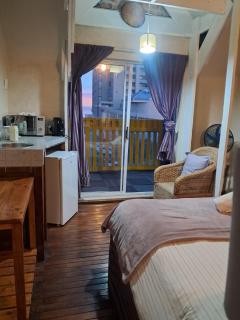 Strand Private studio kitchenette Helderberg CT - 0