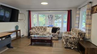 Cozy Remodeled 3BR Lakewood Home Yard Free Parking Fast WIFI - 7
