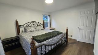 Cozy Remodeled 3BR Lakewood Home Yard Free Parking Fast WIFI - 1