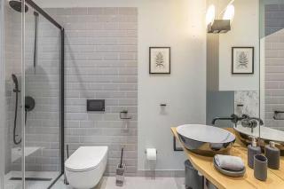 Sophisticated 2-BR Residence in Vinohrady with AC - 1