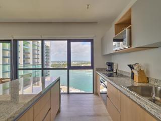 Yucalpeten Marina Resort - Three-Bedroom Ocean View Apartment - 2