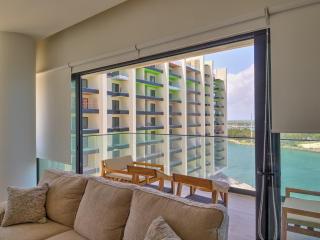 Yucalpeten Marina Resort - Three-Bedroom Ocean View Apartment - 3