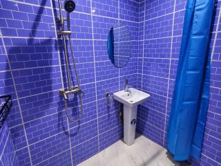 Modern 2BR Apartment in Secure Estate with 24 Hour Power and WiFi - 5