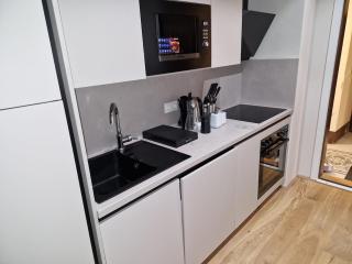 1 BDR - Apartment Ruby, near Schönbrunn Palace - 2