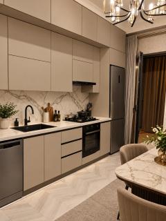 LUX Interior 2 bedroom Apartment - 4