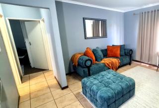 Stonewall Luxury Apartment - 8