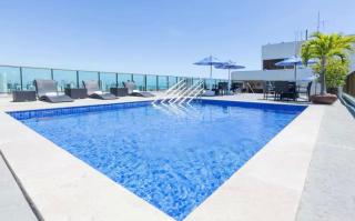 Flat em Boa Viagem a 300 m da Praia com Piscina Rooftop - 0