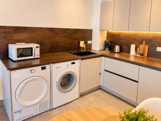 The Sunny Haven Apartment with Private Terrace and Parking - 3